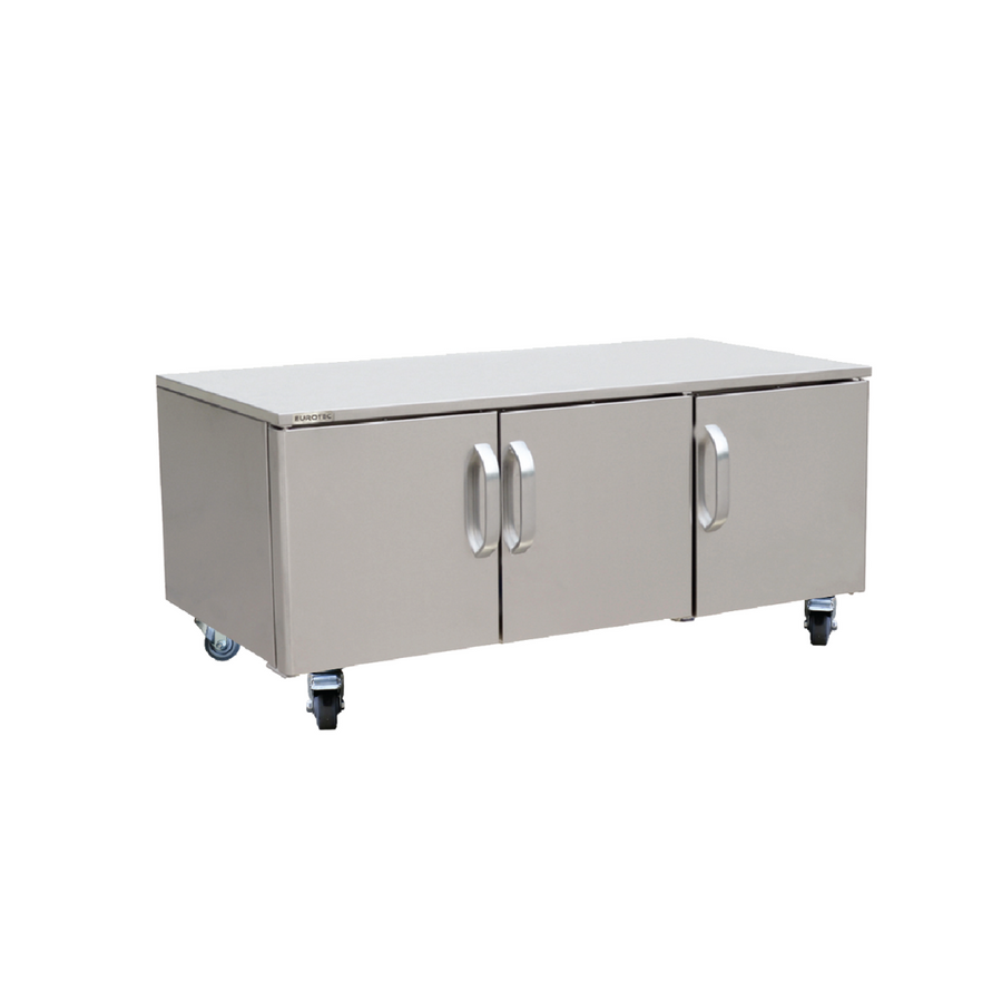 Soubassements placard 03 portes g.700